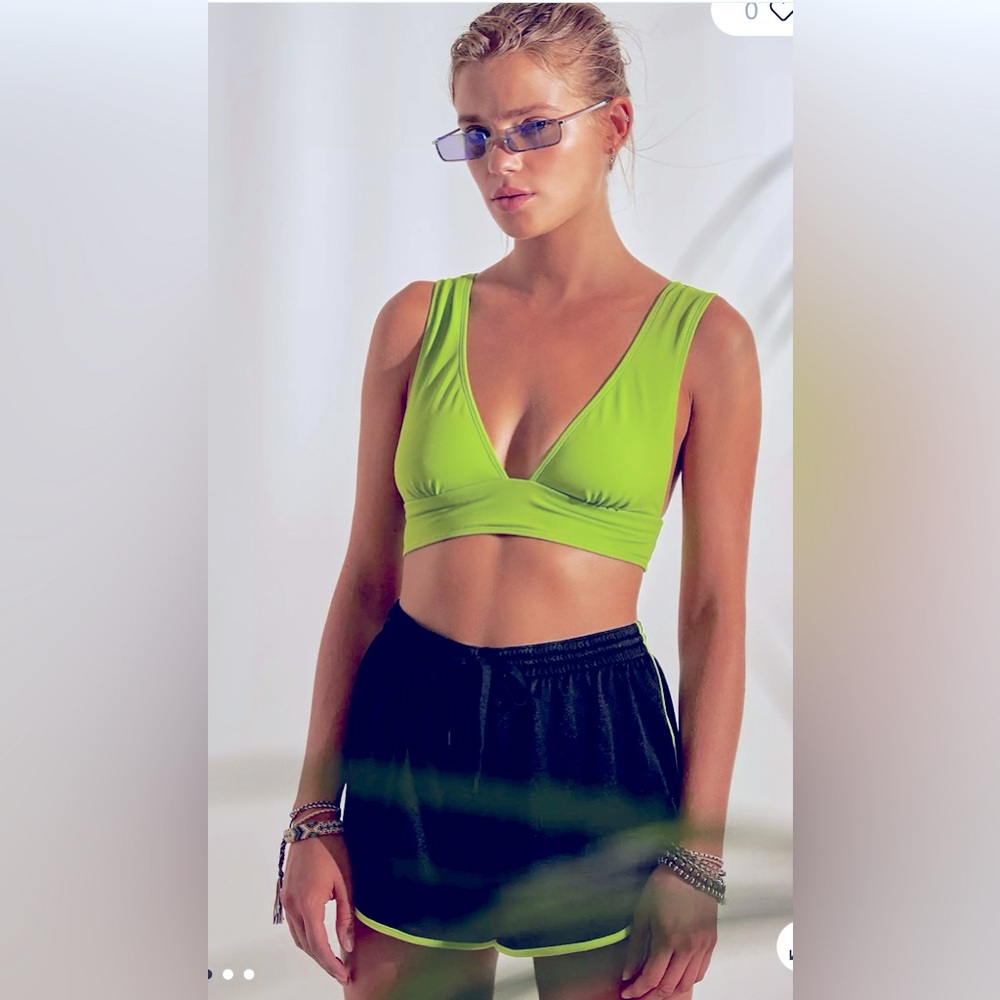 NWT Vibrant UO Women's Crop Top